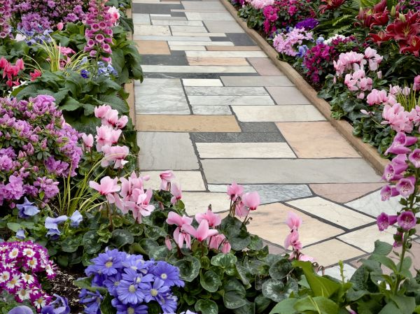Cost of Garden Path Installation in Noblesville