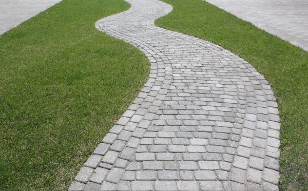 Cost of Paver Walkway Service in Noblesville